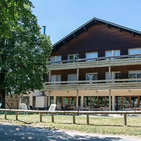 Vacancéole - Les Crozats Village de vacances